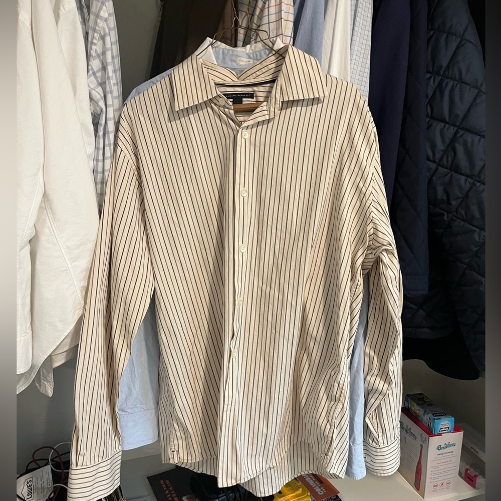 Striped Men’s Banana Republic Button Down Dress Shirt Size Large